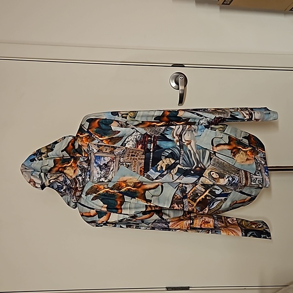 Super Shine Prints by Drill Italian Renaissance art drawstring hoodie Medium EUC - Picture 7 of 9